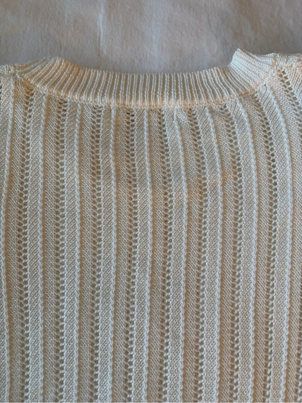 Like New, Vigoss, Size M, White Knit Short-Sleeve Sweater with Black Stripe Trim - Picture 11 of 15